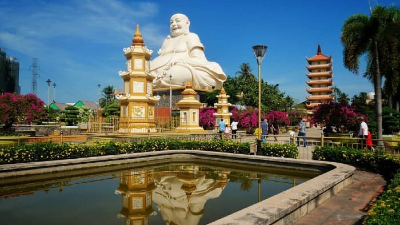 Co-so-cung-cap-ruou-dua-gia-si-tot-nhat-tai-Tien-Giang